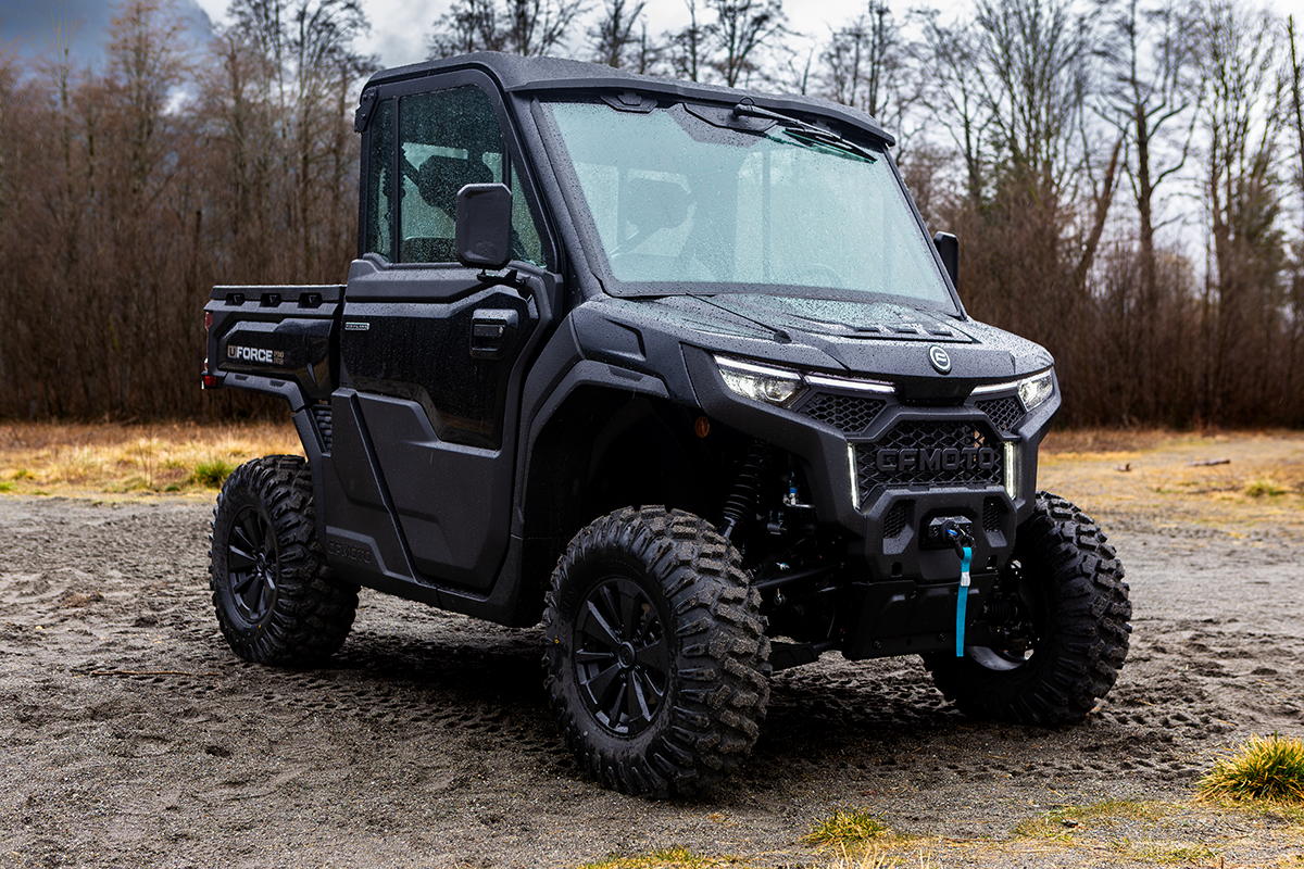 2026 CFMOTO U10 Pro Highland in Nebula Black